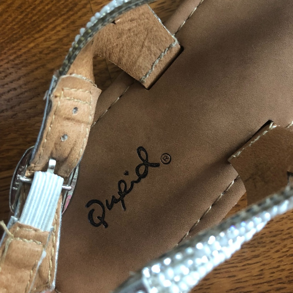 Sandals - Picture 3 of 4